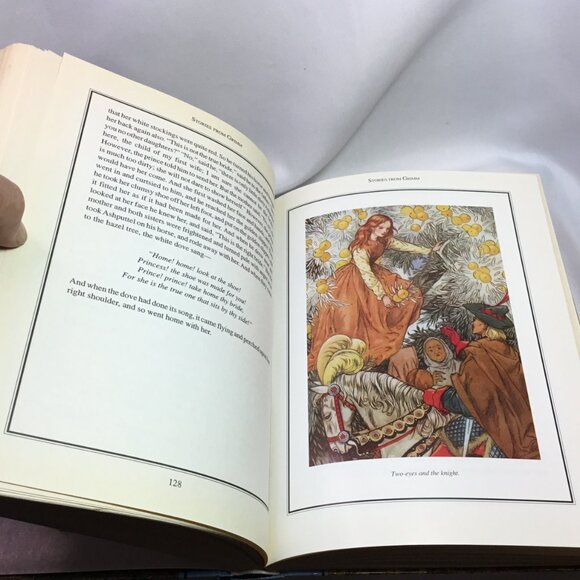Stories from Grimm Children's Treasury fairy tales HC/DJ 1990s children's book - Picture 11 of 13